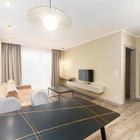 Bel Mare Near The With Parking By Renters Aparthotel
