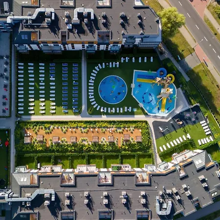 Bel Mare Near The With Parking By Renters Aparthotel Miedzyzdroje